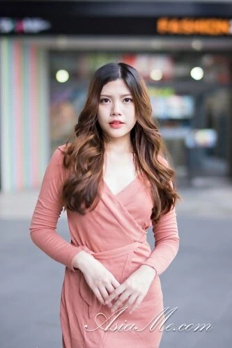 Lucy Profile image 3